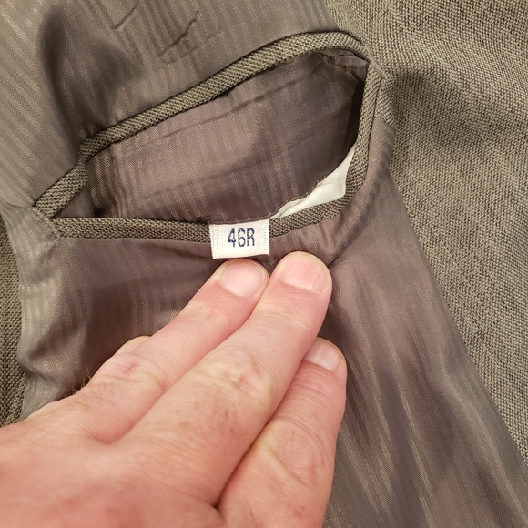 E.J. Samuel - Picture 7 of 12